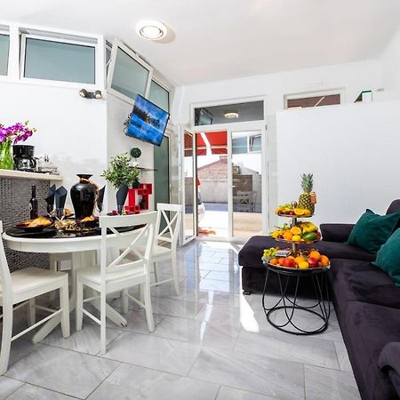 Apartment By The Way Hot Tub And Free Parking Dubrovnik Exterior photo