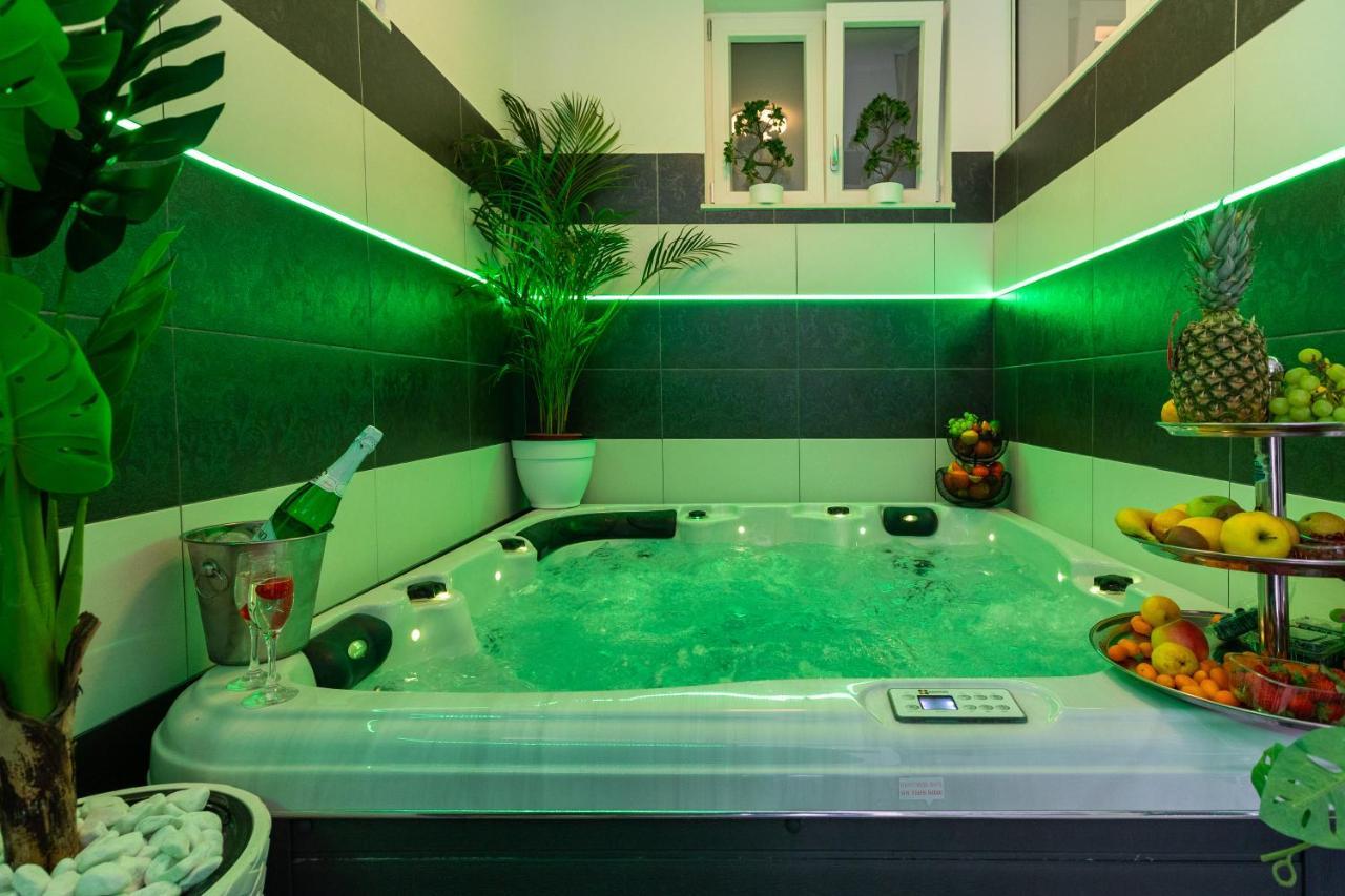 Apartment By The Way Hot Tub And Free Parking Dubrovnik Exterior photo