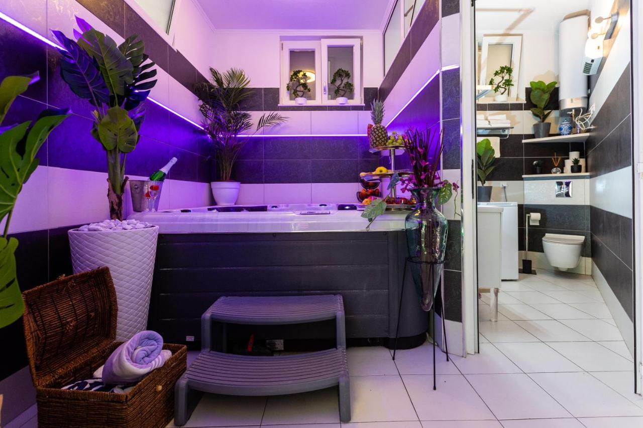Apartment By The Way Hot Tub And Free Parking Dubrovnik Exterior photo
